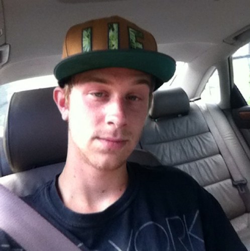 My Names Mark An Im 22.. Follow Me i Follow Back