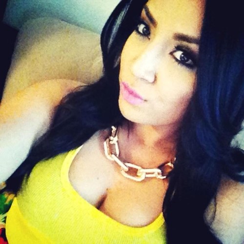 Annabelle Garcia California Grown Manager at Victoria Secret 24yrs Young #TeamSingle #TeamiPhone5 #LakerGang #TeamLatina