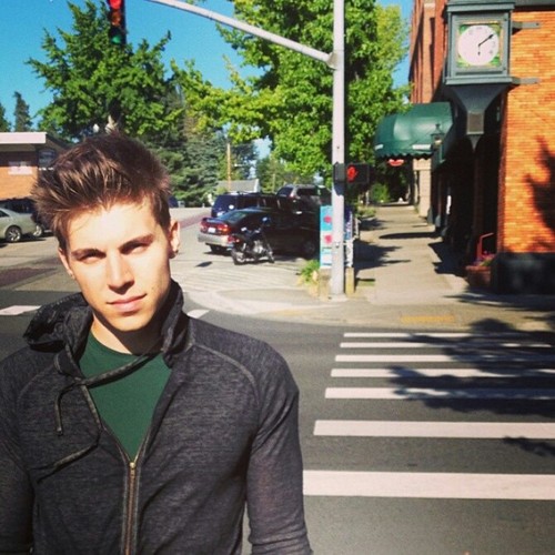 @_NOLANFUNK -MY INSTAGRAM FOLLOW ME (: