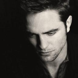Perverted obsession with all things ROB, Twilight, ROB, fanfic, oh & ROB.  I'm old enough to know better, but its more fun this way.