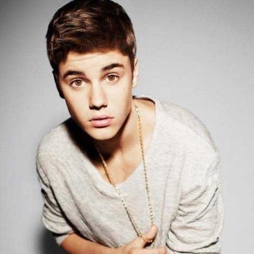 Every belieber wants to be noticed by JUSTIN. If everyone of us helps each other we can make it...once someone said never say never ❤#teamfollowback