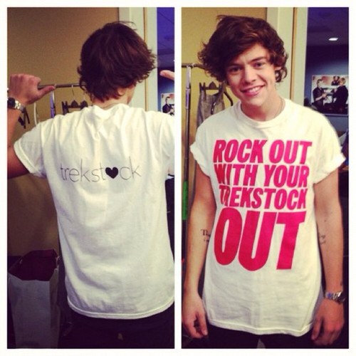 GO FOLLOW  @swerveharry RIGHT NOW THEY FAB