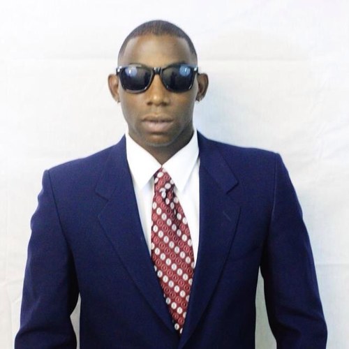 calidrehaze's profile picture. Very passionate about improving the lives of all those around me .