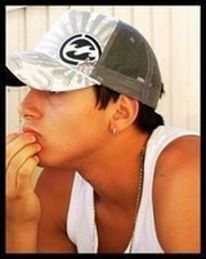 Sou simples, sou feliz.