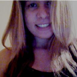 chata, ignorante, feia, ciumenta, grossa, e tbm bem louca 3