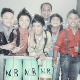 Keep follow this account:-) you can call me mimin. Seputar Fakta Naufal,Teguh,Rayhan,Caesar,Bimo. Salam kompak!!!\m/ #BukberWithNB more info?mention!