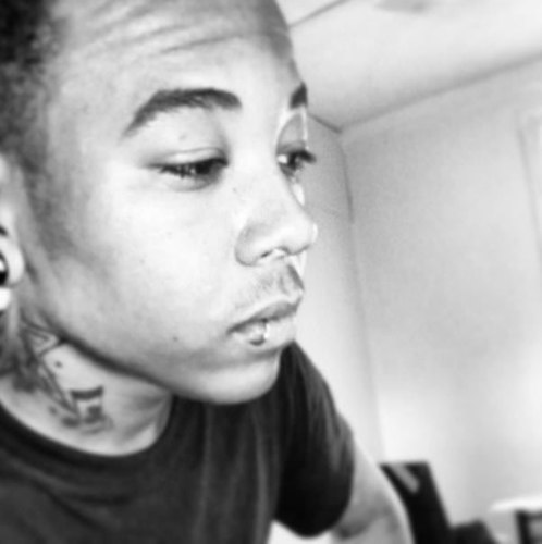 - jullius :) well you Follow me and i will Follow yo ass back