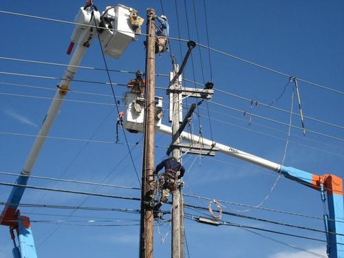 Proud father , husband, electric crew foreman