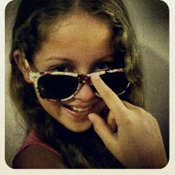 Nαo importα o quє єu diigα,
Vocє irα vαlorizαr pєlo quє vê,
julgαr pєlo quє ouviu
e opinαr pєlo quє conhєcєu (!)