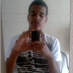Para que levar a vida tão á serio se ela é feita de uma aventura da qual jamais sairemos vivos (Bob Marley)
