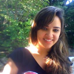 Estudante de Publicidade e Propaganda.
Acredito que a simplicidade é o de mais atraente nas pessoas.
