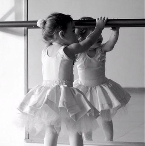 My name is Ever, and I'm 4. I'm a widdle ballerina and @FlowerFraud is my big sissy.