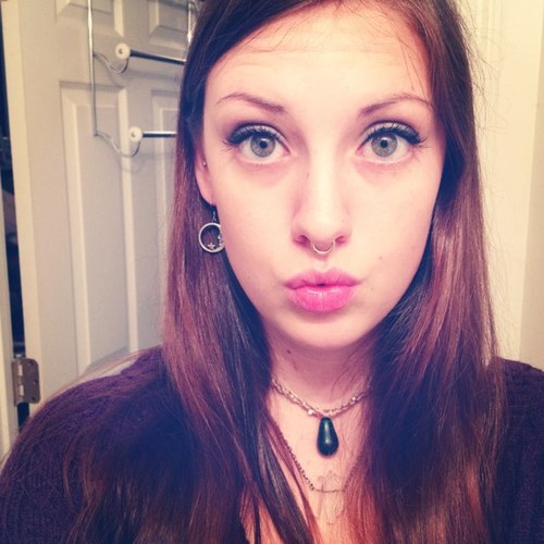 HeyXine's profile picture. JMU- psych and art