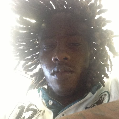 I CAN'T TRUST A SOUL SO I BOUGHT A 100 ROUNDS SILENCER UP IN THAT 30 THAT BITCH DON'T MAKE A SOUND