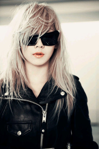 [V] @Leaf_RPent | 91L | #YGStanFamily #YGartist •masih kosong :3 | prev @Chaerincl26