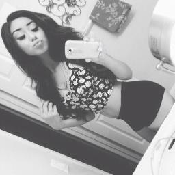 Heyy Iam Aaliyah 

Follow Ma Parody; @AsvpxAvbri