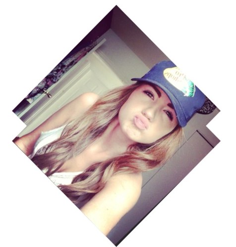 beesaucee's profile picture. You're just wasted and thinking bout the past again, darling you'll be okay. - pierce the veil