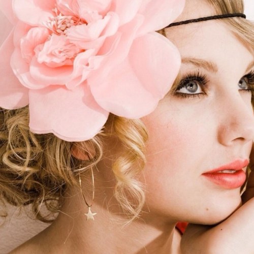 MerrySwiftmas13's profile picture. ∞Backup for @SwiftProblem∞