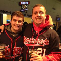 _jowie222's profile picture. Obsessed with sports; weary of islands.