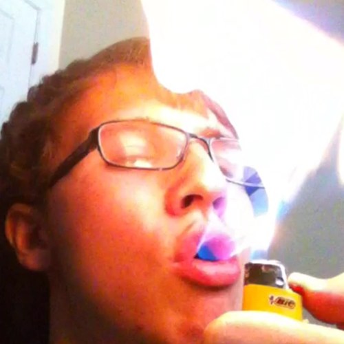 Chronic pothead, loveing, loves to party, dubstep producer-proDgi3, shy at times but pretty friendly once u get to kno me