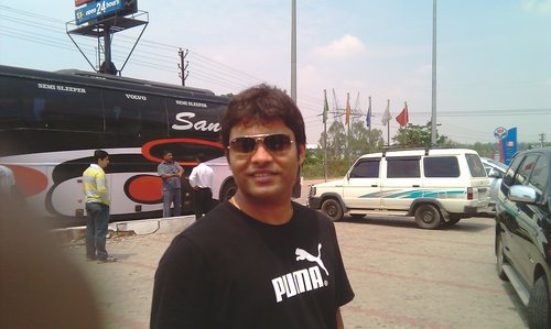 santosh_kn's profile picture. 