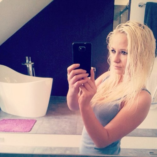 KlaudiaGab26's profile picture. BELIEVE!