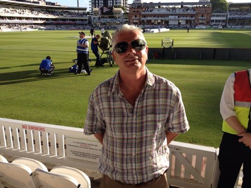 Spurs, Warwickshire CC, Cubs and Dolphins with a soft spot for the Imps of Lincoln.