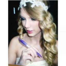 artsytay Profile Picture