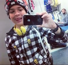 @lucassantossbt , Você é a razão , do meu viver ,  vivo pr ti ver sorrir , Faria tudo pr está do seu lado agora ! My Prince , Meu só Meu♥ Te Amoo s2 Lub's !!