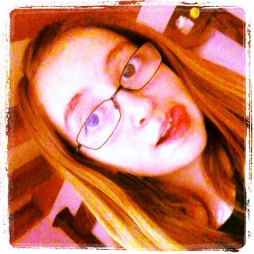 i like pickles, im silly,i have an instagram (@maderson812, and maddyt812)