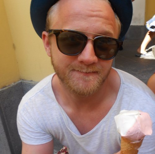 Lukepluckrose Profile