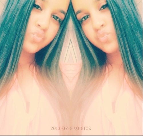 #TEAMDRIZZY. 

Sister sharon. 

IG shehnaazsl_