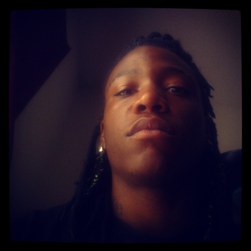*Artist/Producer/Author/GraphicDesigner* Check the music out @ http://t.co/5aDRpoDbZB  BUSINESS? staxxxgotbeatz803@gmail.com or benjaminbethel21@gmail.com