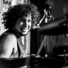 Baterista de Esencia Vudú