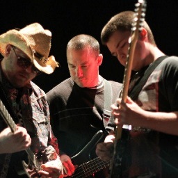 alwilliamsband's profile picture. We're a #country and #rock band. We play covers as well as our own stuff. We play #livemusic for shows in #Oklahoma