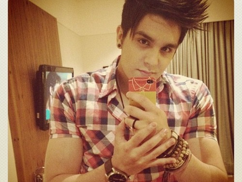 Luan Santana Cantor Oficial Do HBB In Original -