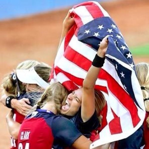 Tweeting about my one true love, softball, ⚾ follow me. Playing for him.✞ ❤