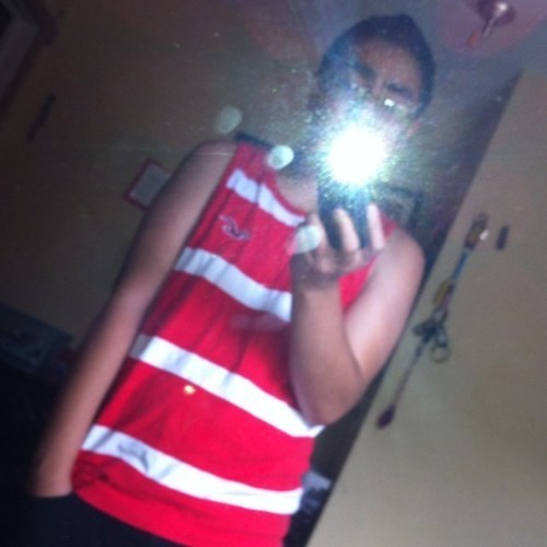 Jason V.| Salvadorian | Follow me =3 I follow back =3