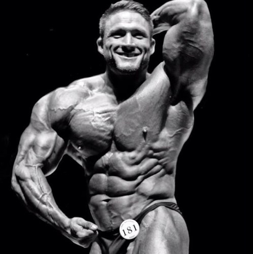 IFBB Pro Bodybuilder - 212 Competitor info@zanewatson.com