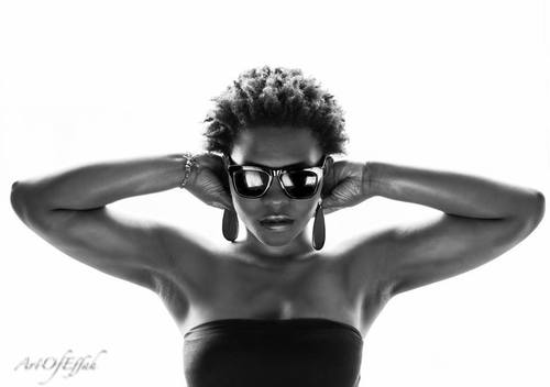 Words and art.
Sitting in some cold country bi.
@elfredatetteh on Threads