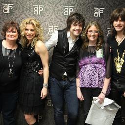 hey my name is Tasha McMillan  , I  am a huge fan of The Band Perry and a proud member of fansPerry,com i meet the band Perry last year i also got a fan page