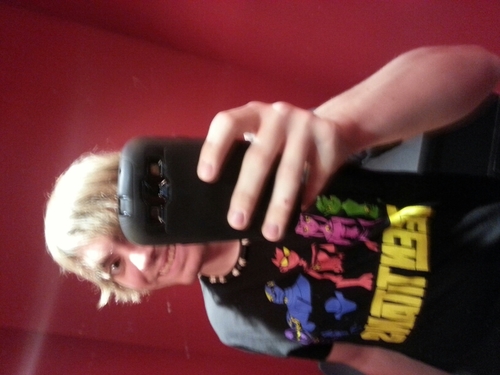 VampiricBatman's profile picture. A gamer, music lover, writer, and player.  And also #Batman