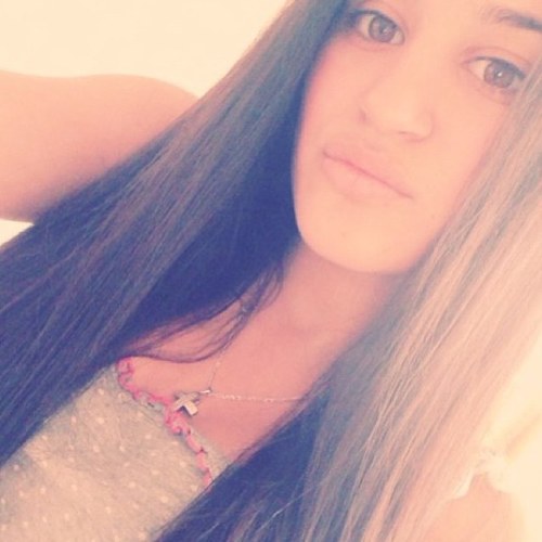 Sandra chamoun, 15 y/o, lebanese/swedish girl. Instagram: sandrachamoun
Kik: sandrachamoun