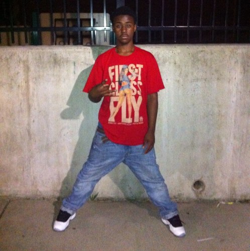 Follow Ya Boy!! Young✈✈ Nigga & Get Money Btw Rip Big Cuz Tyrell
