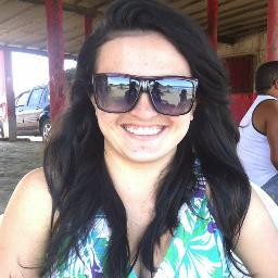 Sou uma mistura de amor e ódio. De certezas e incertezas. De bem e mal. Cuidado ao se aproximar.