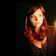 Relative of @_eames_! Likes tea and romantic movies and cuddles and cats. [RP Account.]