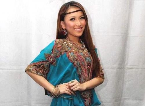 OFFICIAL FB @ayutingting_new |Selalu support yg terbaik buat my princess @ayutingting_new :) Followed by @ayutingting_new (selasa/9 Juli 2013) :)