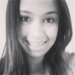 Name: Nikelle , 12/08/1994   ,Signo leão ,    ,\o/2bgs