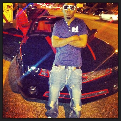 #KOLDBLODED #MLMG #ATEAM #RAP #ARTIST #SOUTHMEMPHIS #BHZ looking 4 producers.. FOR BOOKING OR FEATURES DM me ...