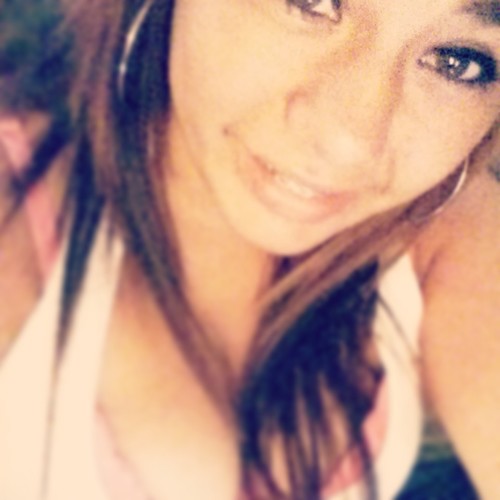 hey guys its Angela. im 16 i love to have fun and meet new people im nice sweet and caring .. well i think thats it byee :)